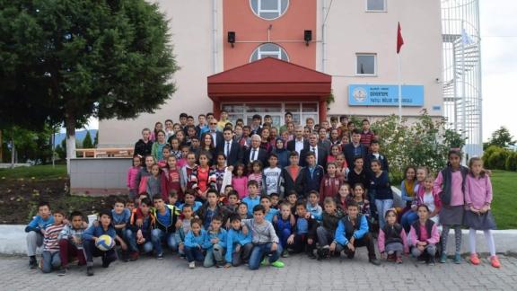 Balıkesir Üniversitesinin İlçemiz Düvertepe Yatılı Bölge Ortaokulu Ziyareti